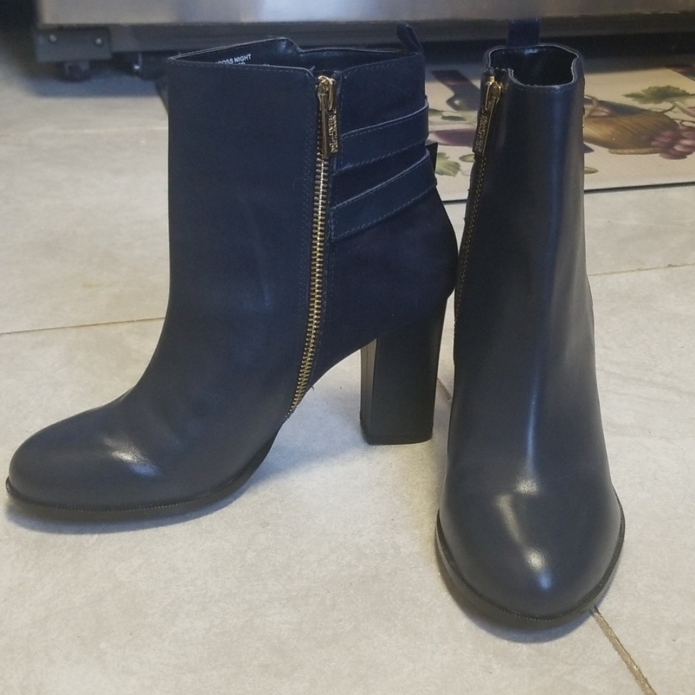 Kenneth Cole Reaction heeled boots size 7M